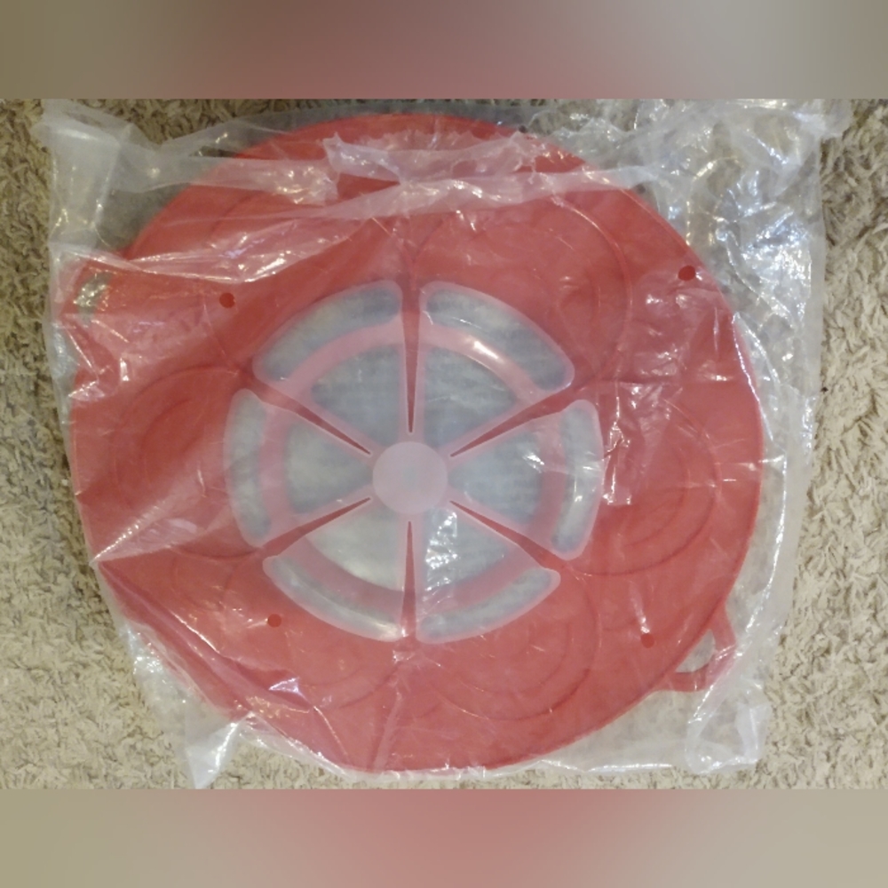 Pampered Chef boil over cover